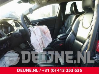 Volvo V-40 V40 (MV), Hatchback 5-drs, 2012 / 2019 1.5 T2 16V Geartronic picture 19