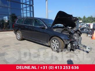 krockskadad bil auto Volvo V-70 V70 (BW), Combi, 2007 / 2016 2.0 D3 20V 2013/5
