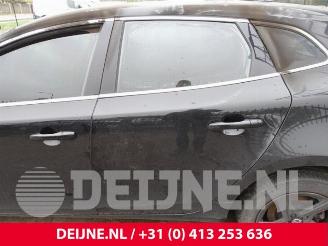 Volvo V-40 V40 (MV), Hatchback 5-drs, 2012 / 2019 2.0 D2 16V picture 19