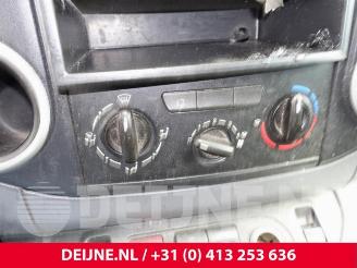 Peugeot Partner Partner (GC/GF/GG/GJ/GK), Van, 2008 / 2018 1.6 HDI 75 Phase 2 picture 31