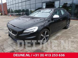 Volvo V-40 V40 (MV), Hatchback 5-drs, 2012 / 2019 2.0 D2 16V picture 3