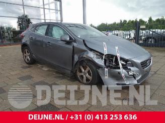 Volvo V-40 V40 (MV), Hatchback 5-drs, 2012 / 2019 2.0 T2 16V picture 1