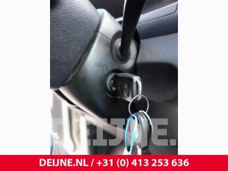 Volkswagen Caddy Caddy III (2KA,2KH,2CA,2CH), Van, 2004 / 2015 1.9 TDI picture 32