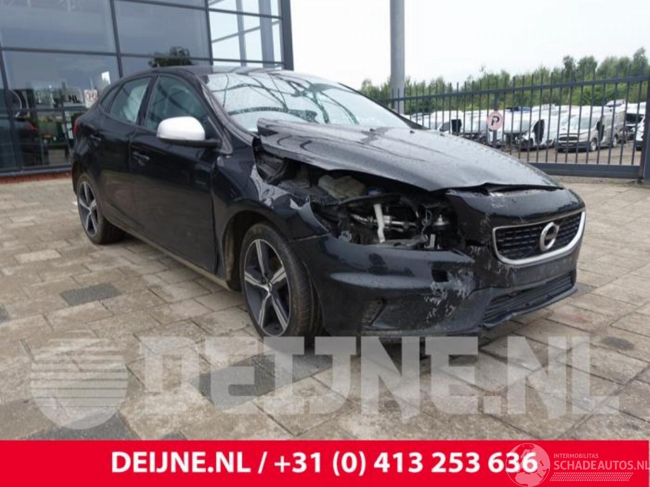 Volvo V-40 V40 (MV), Hatchback 5-drs, 2012 / 2019 2.0 D2 16V