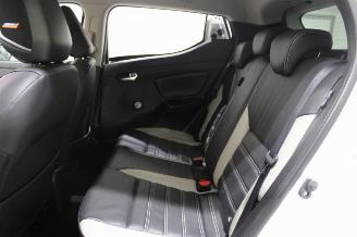 Nissan Micra  picture 11