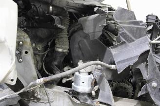 Volkswagen Transporter T6 picture 21