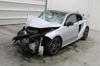 krockskadad bil auto Mercedes A-klasse A 200 2024/8