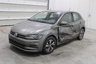 uszkodzony samochody osobowe Volkswagen Polo  2019/6