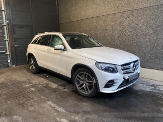 skadebil auto Mercedes GLC 2.2 250d 16V BlueTEC 4-Matic SUV  Diesel 2.143cc 150kW 4x4 2015-06/2019-04 2015/1