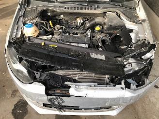 Volkswagen Polo (6R) Hatchback 2009 / 2017 1.2 12V BlueMotion Technology Hatchback  Benzine 1.198cc 51kW (69pk) FWD picture 11