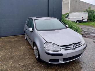 Vrakbiler auto Volkswagen Golf Golf V (1K1), Hatchback, 2003 / 2010 1.4 16V 2004/11