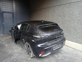 Vrakbiler auto Peugeot 308 308 (F3/FB/FH/FM/FP), Hatchback 5-drs, 2021 1.2 12V PureTech 130 2024/1