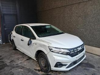 Vrakbiler auto Dacia Sandero Sandero III, Hatchback, 2021 1.0 TCe 90 12V 2024/1