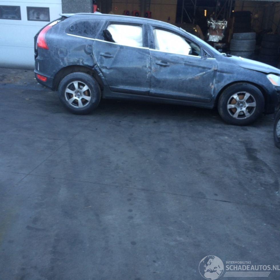 Volvo Xc-60 