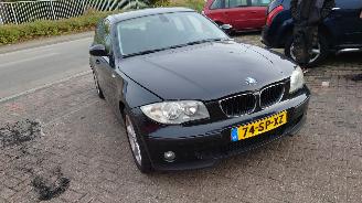 BMW 1-serie 2006 116i E87 N45B16A Zwart 475 onderdelen picture 9