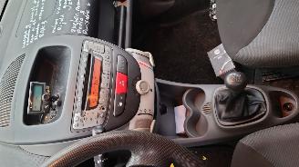 Toyota Aygo 2007 1.0 12v 1KRFE Grijs 1E0 onderdelen picture 17