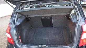 BMW 1-serie E87 118D 2004 M47D20 204D4 Zwart 668 onderdelen picture 5