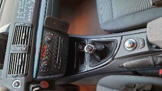 BMW 1-serie E87 118D 2004 M47D20 204D4 Zwart 668 onderdelen picture 18