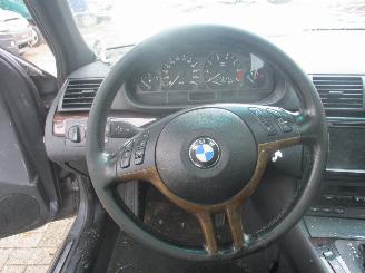 BMW 3-serie 325xi picture 9