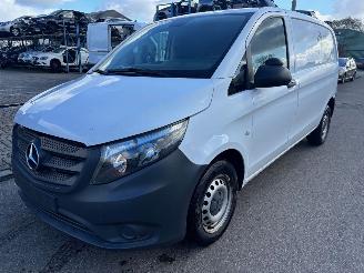 Vrakbiler auto Mercedes Vito w447 2017/7