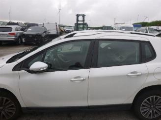 Peugeot 2008 1.6 HDI  9HP picture 9