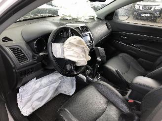 Peugeot 4008 ALLURE 1.6 HDI  4WD picture 15