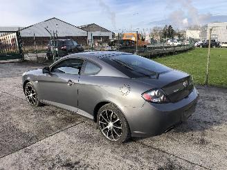 Coche accidentado Hyundai Coupé 2.0 I  G4GC 2007/10