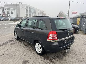 Opel Zafira ECO FLEX / 7-SEAT picture 4