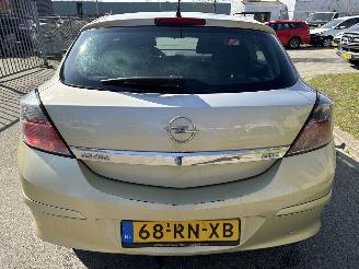 Opel Astra Opel Astra GTC 1.6 Enjoy picture 4