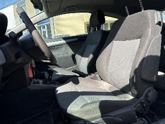 Opel Astra Opel Astra GTC 1.6 Enjoy picture 8