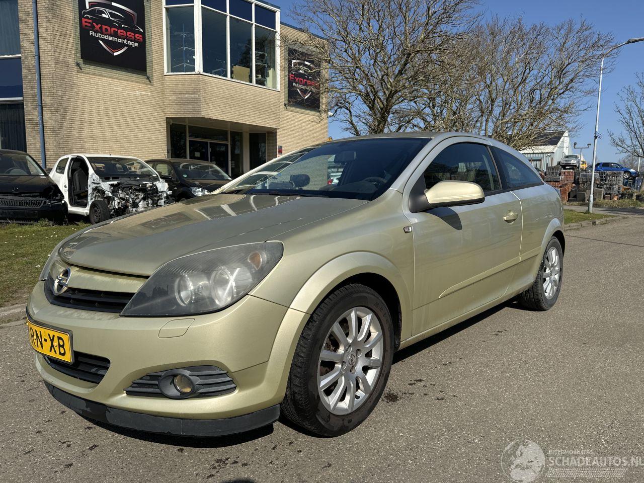 Opel Astra Opel Astra GTC 1.6 Enjoy