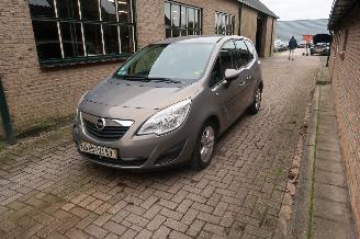 damaged passenger cars Opel Meriva 1.4 Selection 2010/10