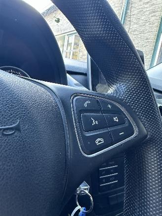 Mercedes B-klasse 220 d Ambition picture 12