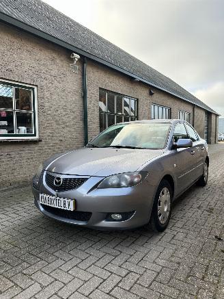krockskadad bil auto Mazda 3 1.6 Touring 2005/2