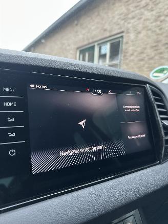 Skoda Karoq 1.5 TSI ACT Style business picture 16