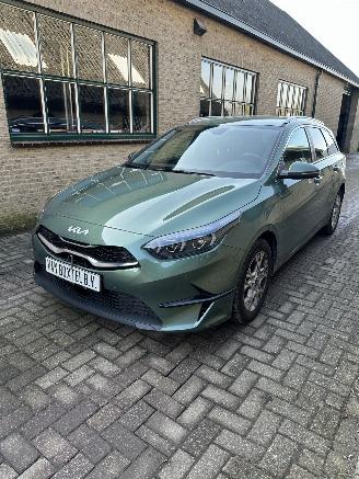 damaged passenger cars Kia Ceed Ceed sportswagon 1.0 T-GDi DynamicPlusLine 2024/8