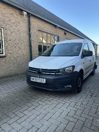Schadeauto Volkswagen Caddy TDI L1H1 Comfortline 2016/7