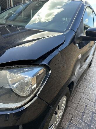 Volkswagen Up!  picture 28