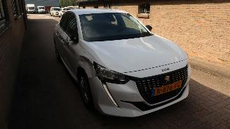 Peugeot 208 Peugeot 208 1.2 PureTech Active picture 3