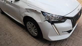 Peugeot 208 Peugeot 208 1.2 PureTech Active picture 26