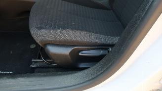 Peugeot 208 Peugeot 208 1.2 PureTech Active picture 17