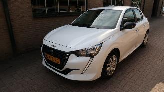 skadebil auto Peugeot 208 Peugeot 208 1.2 PureTech Active 2022/8