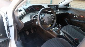 Peugeot 208 Peugeot 208 1.2 PureTech Active picture 18