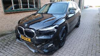 Schadeauto BMW X1 BMW X1 sDrive18i High Executive 2020/1