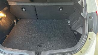Toyota Auris 1.8 Hybrid Dynamic Ultimate picture 13