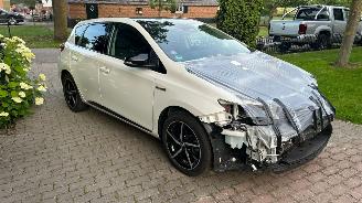 Toyota Auris 1.8 Hybrid Dynamic Ultimate picture 12