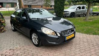 damaged passenger cars Volvo S-60 1.6 T3 Business 2012/1