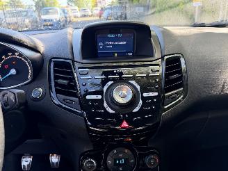 Ford Fiesta 1.0 ecoboost SPORT ( inruil verkregen ) picture 17