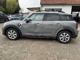 Mini Countryman SE ALL4. Plug in Hybride. ( schroefschade ) incl 3 deuren picture 4