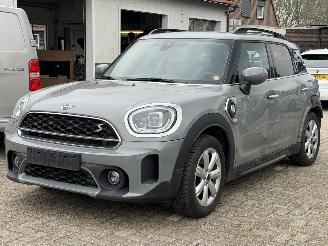 Mini Countryman SE ALL4. Plug in Hybride. ( schroefschade ) incl 3 deuren picture 3